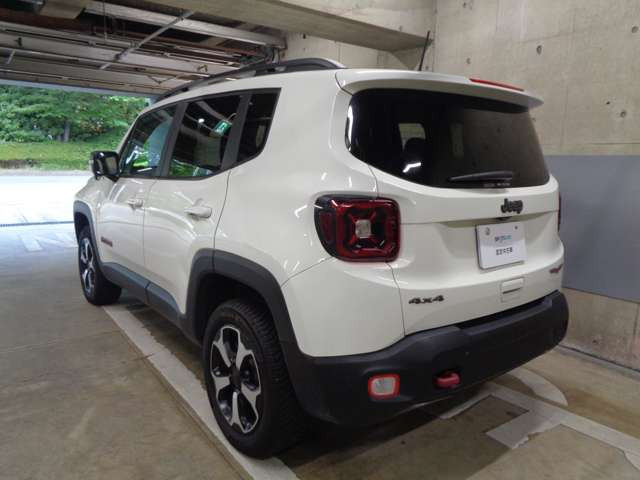 レネゲードトレイルホーク 4WD