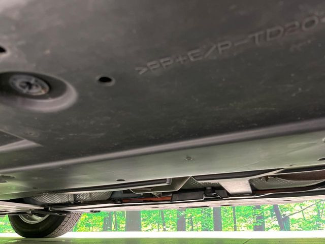 下回りがきれいなうちに、防錆加工の施工がオススメ。降雪地域はもちろん、沿岸部にお住いの方や、趣味でマリン・ウィンタースポーツをされる方にご好評いただいております。