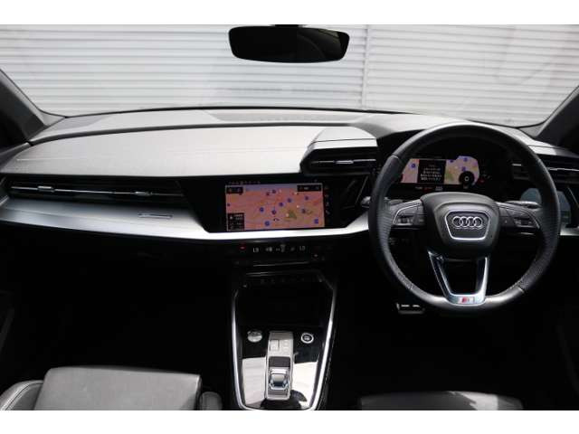 A3スポーツバック30 TFSI Sライン
