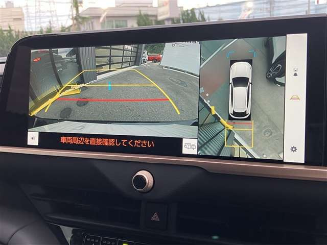クラウンスポーツ2.5 Z E-Four 4WD