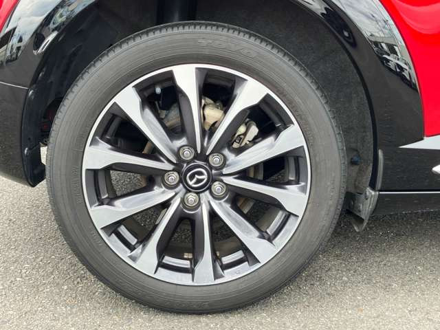 タイヤサイズ215/50R18