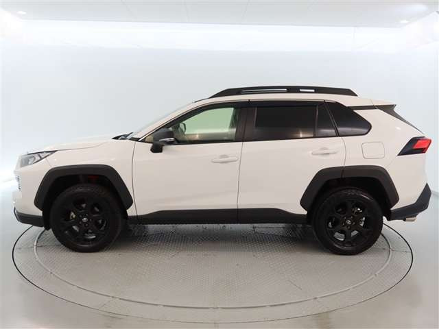 RAV42.0 アドベンチャー オフロードパッケージ II 4WD
