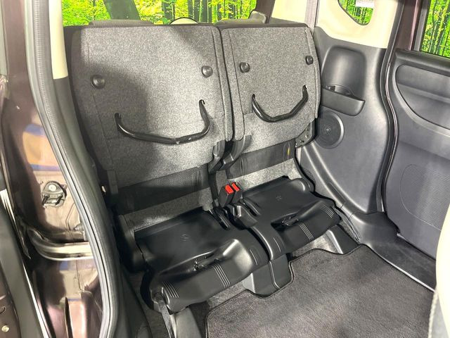ドライバーによって運転しやすいポジションは異なり、あの車はどうなのか不安なこともありますよね。気になるお車は店頭で乗り込んでご確認いただけます♪