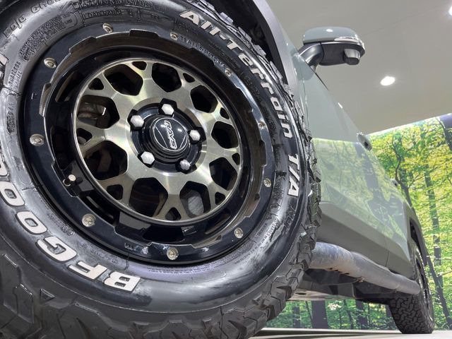 �y16�C���`�A���~�z�C�[���z�O�ςɃ}�b�`�����A���~�z�C�[���𑕒����Ă���܂��B�e��A���~�z�C�[����A�X�^�b�h���X�^�C�����戵�����Ă���܂��B���񂲑��k����������