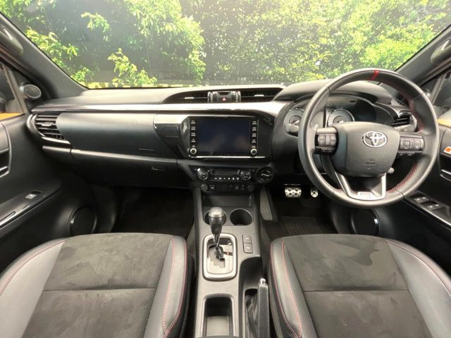 ハイラックス2.4 Z GRスポーツ ディーゼル 4WD