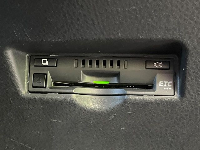 【ETC】高速道路の料金所をストレスなく通過!話題のスポットやサービスエリアに多い「スマートIC」利用時は必須のアイテムです。当店でセットアップを実施、ご納車当日からすぐにご利用いただけます!