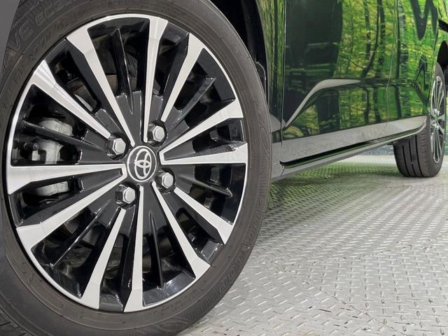 �y����15�C���`�A���~�z�C�[���z�O�ςɃ}�b�`���������A���~�z�C�[���𑕒����Ă���܂��B�e��ЊO�A���~�z�C�[����A�X�^�b�h���X�^�C�����戵�����Ă���܂��B���񂲑��k����������