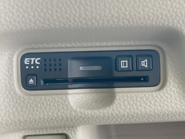 【ETC】高速道路の料金所をストレスなく通過!話題のスポットやサービスエリアに多い「スマートIC」利用時は必須のアイテムです。当店でセットアップを実施、ご納車当日からすぐにご利用いただけます!