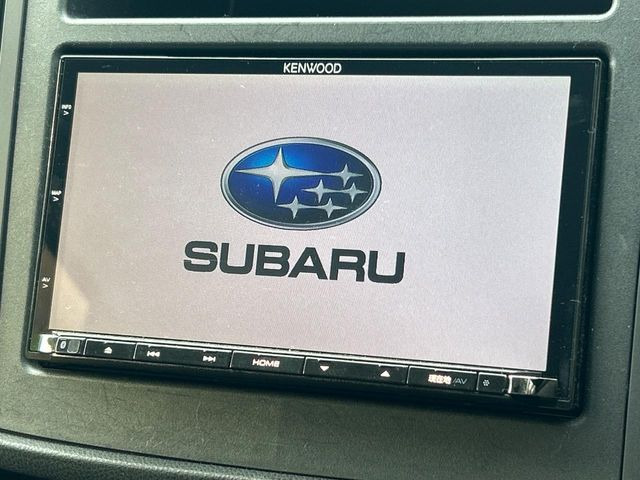 �y�����i�r�z�l�C�̏����i�r�𑕔����Ă���܂��B�i�r�̎g���₷���͂������A�I�[�f�B�I�@�\���[��!�L�����v�◷�s�͂������A�ʋ΂┃�����ȂǕ��i�̃h���C�u���y�����Ȃ�͂���