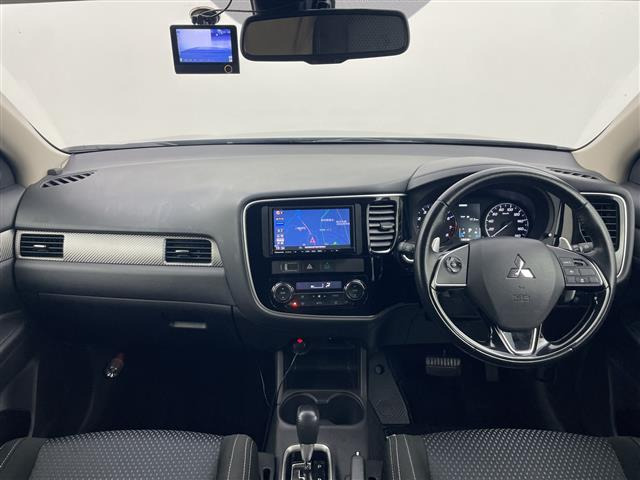 アウトランダー2.4 G 4WD