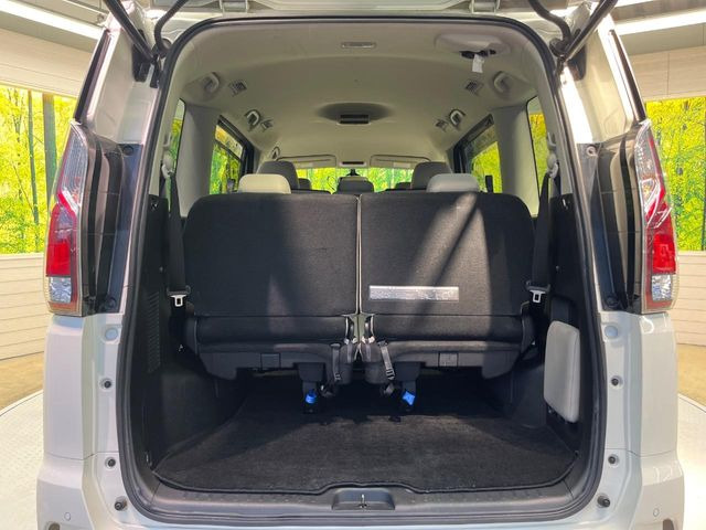 ドライバーによって運転しやすいポジションは異なり、あの車はどうなのか不安なこともありますよね。気になるお車は店頭で乗り込んでご確認いただけます♪