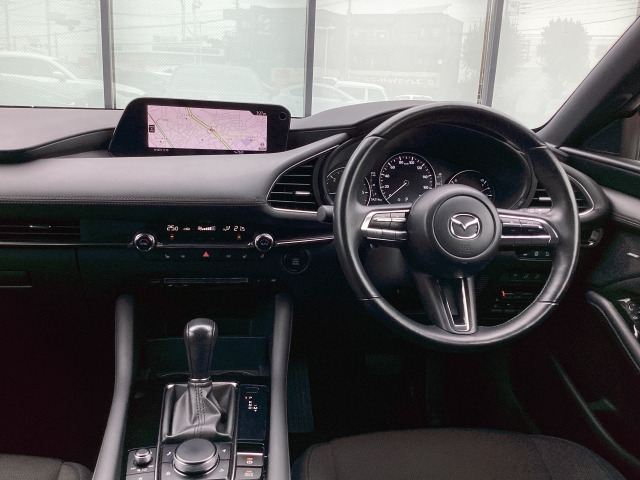 MAZDA3ファストバック1.8 XD プロアクティブ ツーリング セレクション  4WD