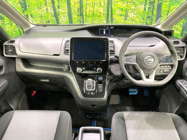 セレナ1.2 e-POWER ハイウェイスターV