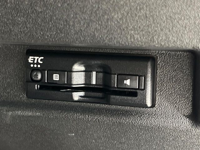 【ETC】高速道路の料金所をストレスなく通過!話題のスポットやサービスエリアに多い「スマートIC」利用時は必須のアイテムです。当店でセットアップを実施、ご納車当日からすぐにご利用いただけます!