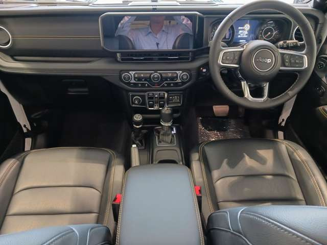 ラングラーアンリミテッド サハラ 4WD