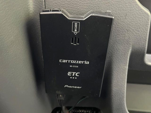 【ETC】高速道路の料金所をストレスなく通過!話題のスポットやサービスエリアに多い「スマートIC」利用時は必須のアイテムです。当店でセットアップを実施、ご納車当日からすぐにご利用いただけます!
