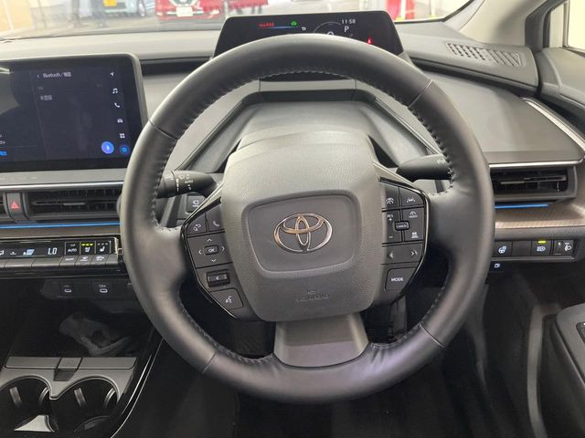 【ステアリングスイッチ】運転中、前方から目線をそらすことなく、オーディオ等の操作が可能な便利機能!安心&快適なドライブを演出してくれます♪