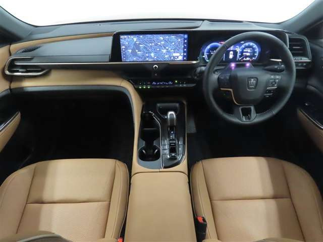 クラウンスポーツ2.5 Z E-Four 4WD