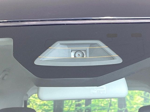 【スズキ セーフティサポート】走行中に前方の車両等を認識し、衝突しそうな時は警報とブレーキで衝突回避と被害軽減をアシスト。より安全にドライブをお楽しみいただけます。