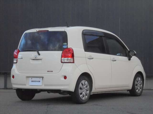 ポルテ1.5 F