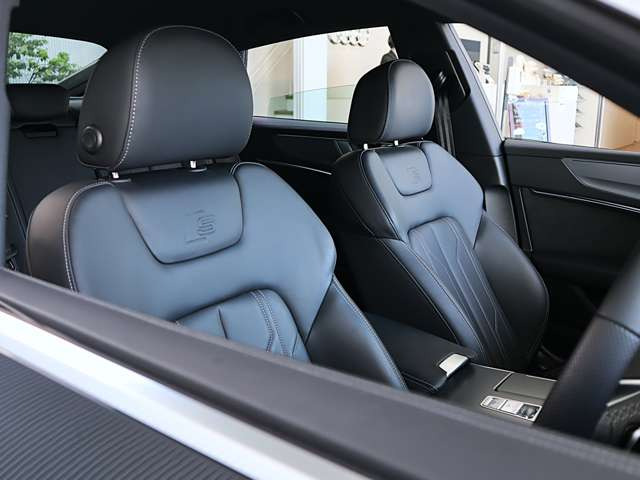 A7スポーツバック45 TFSI クワトロ Sラインパッケージ 4WD