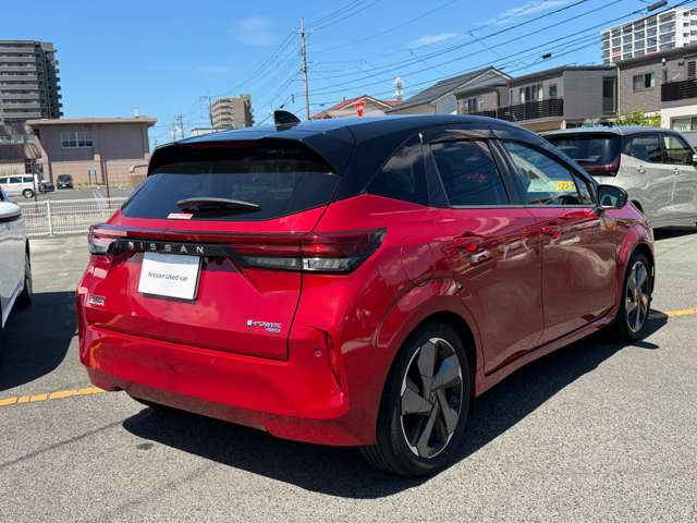 ノートオーラ1.2 G FOUR 4WD