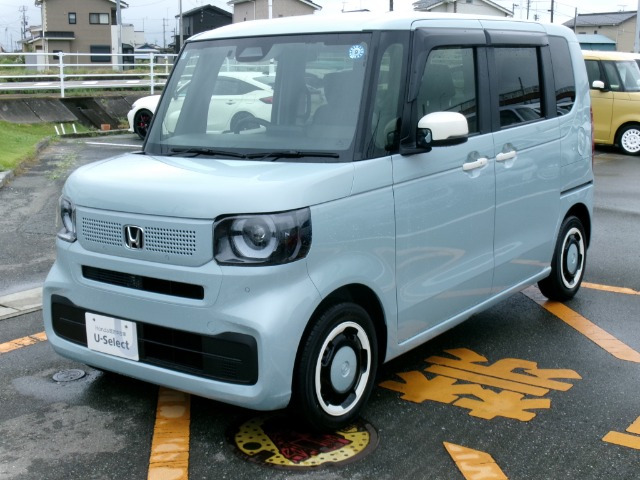 N-BOXファッションスタイル モノトーン