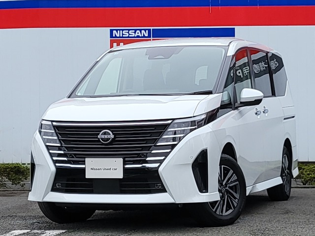 セレナ2.0 ハイウェイスターV 4WD