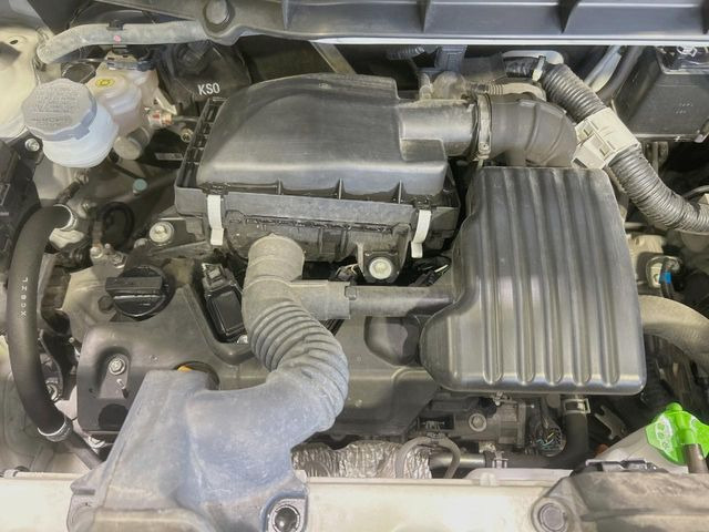 親切・丁寧な専門メカニックスタッフが応対!・車検・点検整備・事故等の修理などアフターサービスも安心。お車のカスタマイズもネクステージのサービススタッフまでご相談ください!