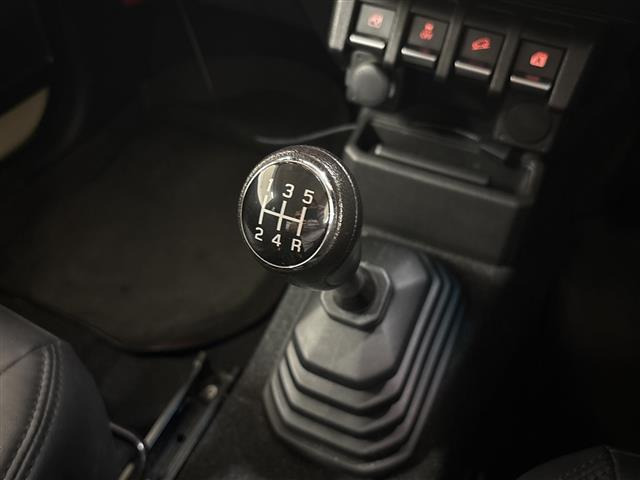 ジムニーシエラ1.5 JC 4WD