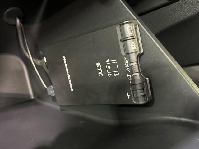 【ETC】高速道路の料金所をストレスなく通過!話題のスポットやサービスエリアに多い「スマートIC」利用時は必須のアイテムです。当店でセットアップを実施、ご納車当日からすぐにご利用いただけます!