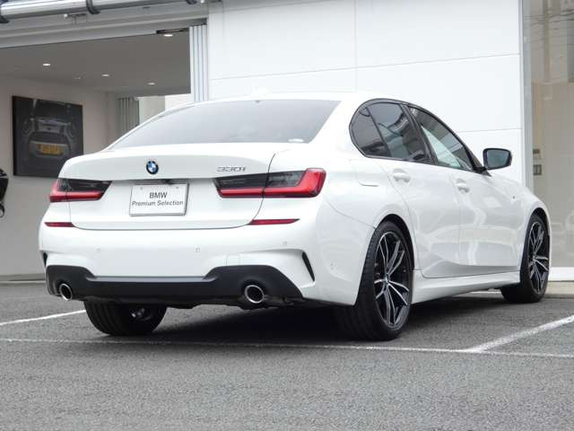3シリーズセダン330i Mスポーツ