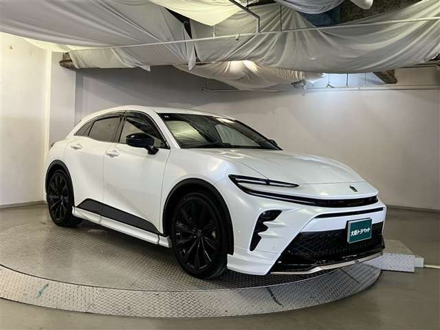 クラウンスポーツ2.5 Z E-Four 4WD
