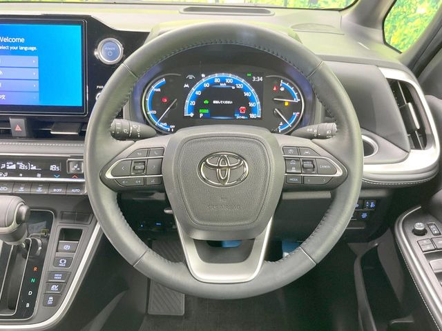 【ステアリングスイッチ】運転中、前方から目線をそらすことなく、オーディオ等の操作が可能な便利機能!安心&快適なドライブを演出してくれます♪