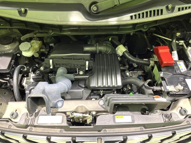 親切・丁寧な専門メカニックスタッフが応対!・車検・点検整備・事故等の修理などアフターサービスも安心。お車のカスタマイズもネクステージのサービススタッフまでご相談ください!
