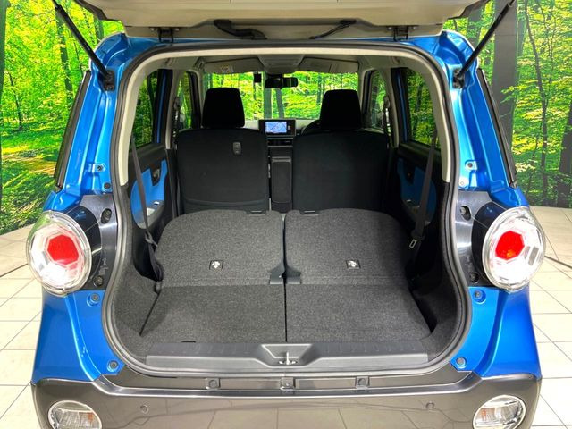 普段のお買い物や通勤、送迎等に十分な荷室スペースを確保しております。セカンドシートを倒すと、大きな荷物の積載も可能です♪