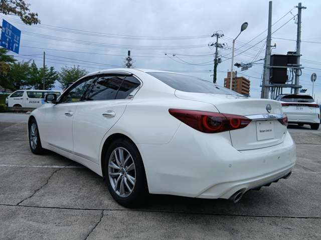 スカイライン3.0 GT