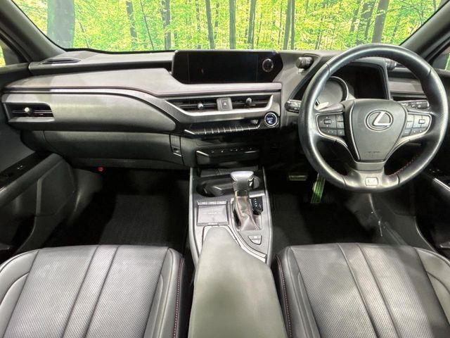 UX250h Fスポーツ