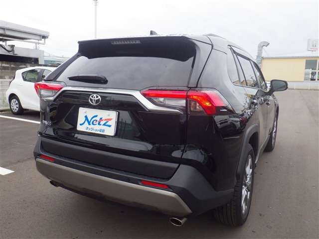 RAV4