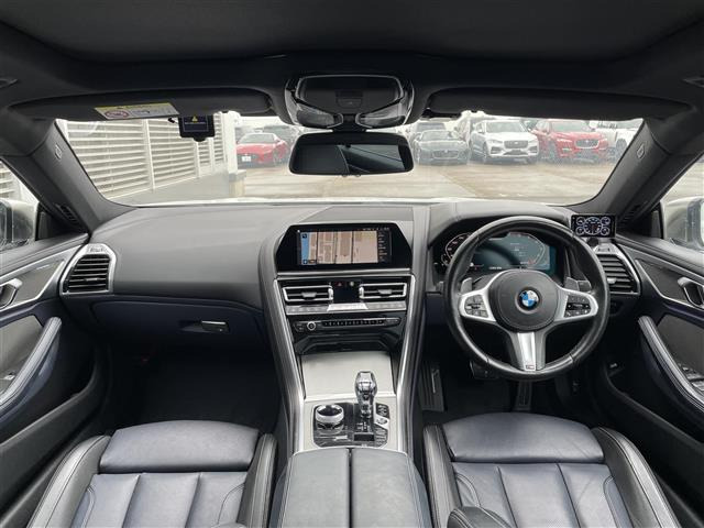 8シリーズグランクーペM850i xドライブ 4WD