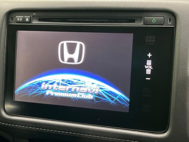 【純正ナビ】人気の純正ナビを装備。オーディオ機能も充実しており、Bluetooth接続すればお持ちのスマホやMP3プレイヤーの音楽を再生可能!毎日の運転がさらに楽しくなります!!
