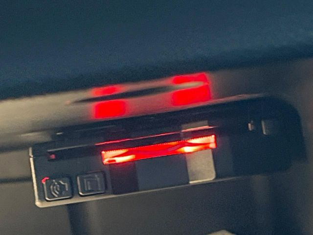 ●ETC車載器(アンテナ分離型音声案内タイプ):お引き渡し時には再セットアップを実施後、お渡しいたします。マイレージ登録に関してもお気軽にスタッフまでお尋ねください。