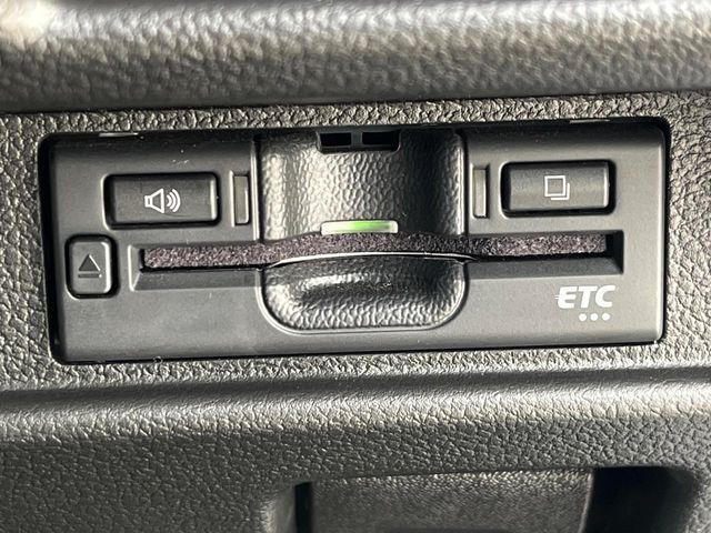【ETC】高速道路の料金所をストレスなく通過!話題のスポットやサービスエリアに多い「スマートIC」利用時は必須のアイテムです。当店でセットアップを実施、ご納車当日からすぐにご利用いただけます!