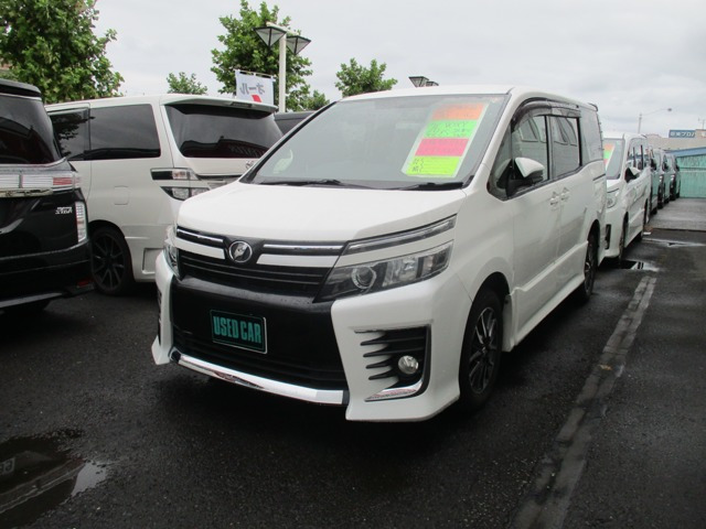 ヴォクシー2.0 ZS 4WD
