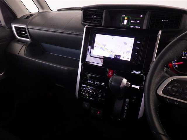 ルーミー1.0 カスタム G 4WD