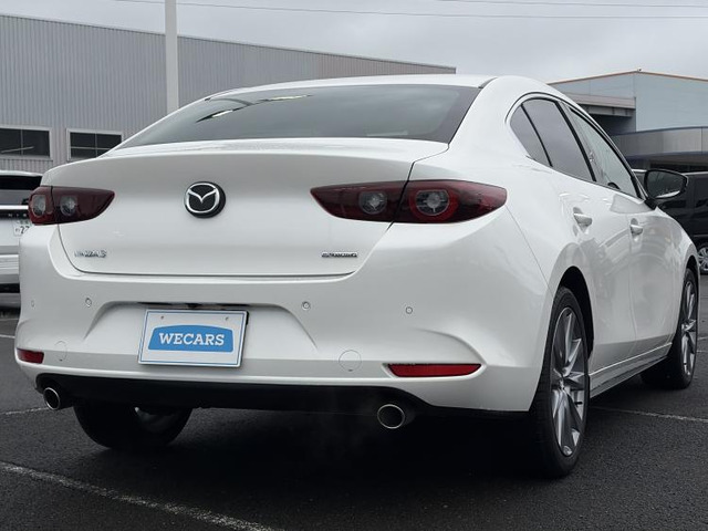 MAZDA3セダン2.0 20S Sパッケージ