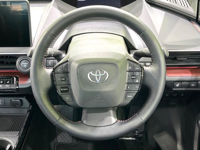 【ステアリングスイッチ】運転中、前方から目線をそらすことなく、オーディオ等の操作が可能な便利機能!安心&快適なドライブを演出してくれます♪