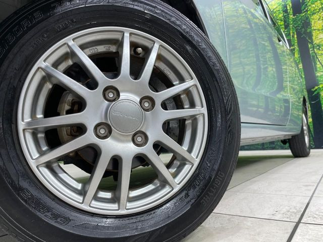 �y13�C���`�A���~�z�C�[���z�O�ςɃ}�b�`�����A���~�z�C�[���𑕒����Ă���܂��B�e��A���~�z�C�[����A�X�^�b�h���X�^�C�����戵�����Ă���܂��B���񂲑��k����������