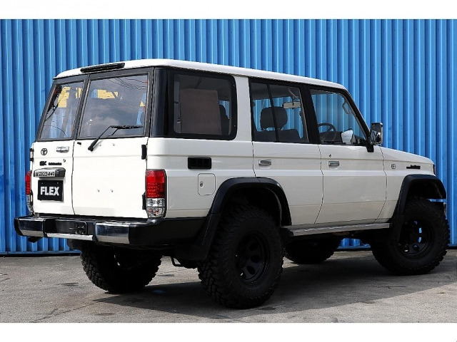 ランドクルーザープラド3.0 SXワイド ディーゼル 4WD