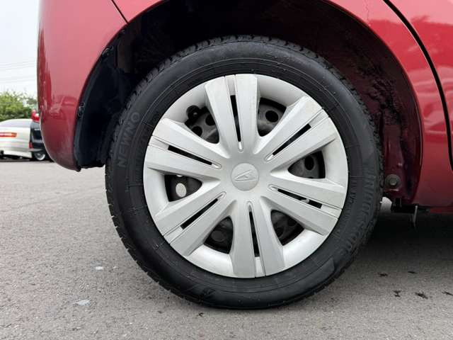気になるお車がありましたら右の電話番号から直接お店にお問い合わせください。支払方法から車両情報、状態までなんでもご説明させて頂きます。スタッフ一同ご連絡お待ちしております。